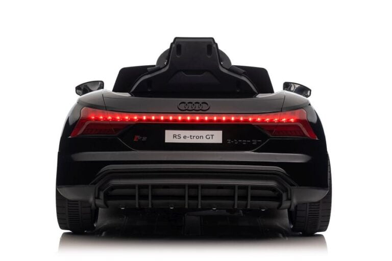 Audi E Tron Gt Mythos Black Auto Na Akumulator 1.jpg