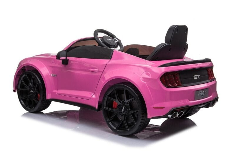 Ford Mustang Gt Hot Pink Auto Na Akumulator 4.jpg