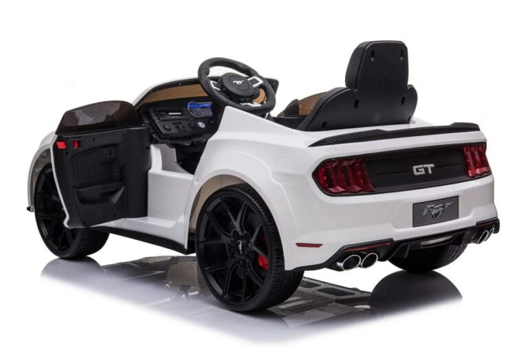 Ford Mustang Gt Bijeli Auto Na Akumulator 5.jpg