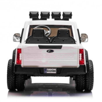 Ford Super Duty Glacial White Auto Na Akumulator 4.jpg