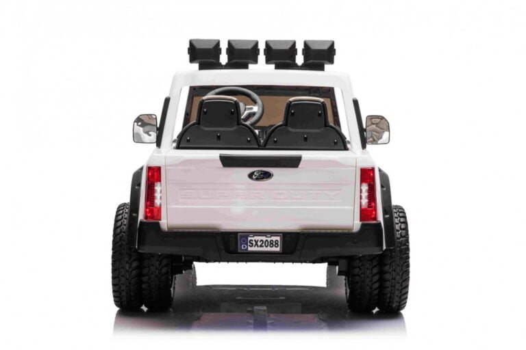 Ford Super Duty Glacial White Auto Na Akumulator 4.jpg