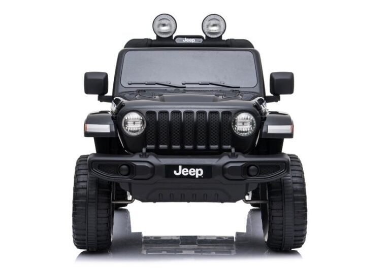 Jeep Wrangler Crni Auto Na Akumulator 2.jpg