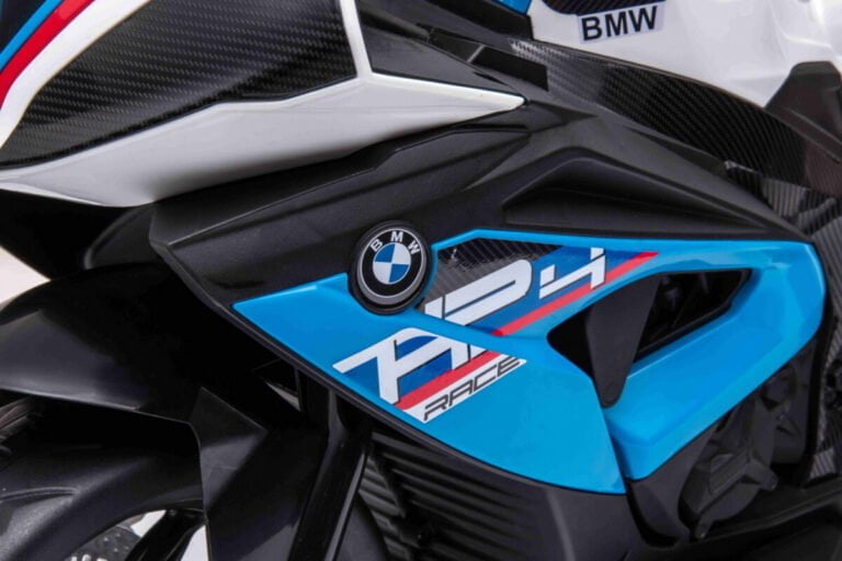 Motor Na Akumulator Bmw Hp4 Blue 6.jpg