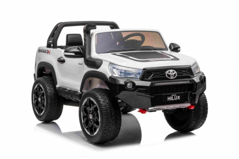 Toyota Hilux Bijela Auto Na Akumulator 6.jpg