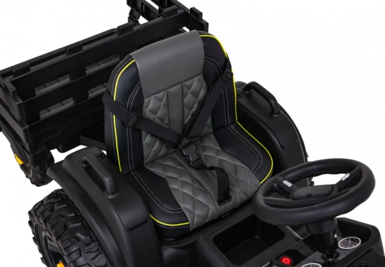 Traktor Titanium Z Przyczepa Czarny 47401 1200.jpg