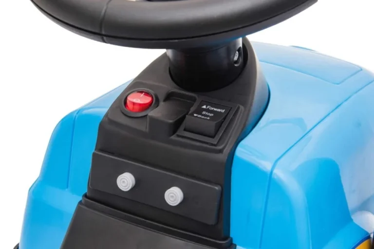 Traktor S Prikolicom Newy 2.jpg