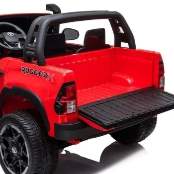 Pol Pl Auto Na Akumulator Toyota Hilux Czerwony Lakierowany 7647 81.jpg