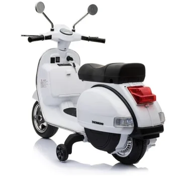 Vespa Bijela 3.jpg