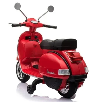 Vespa Crvena 2.jpg