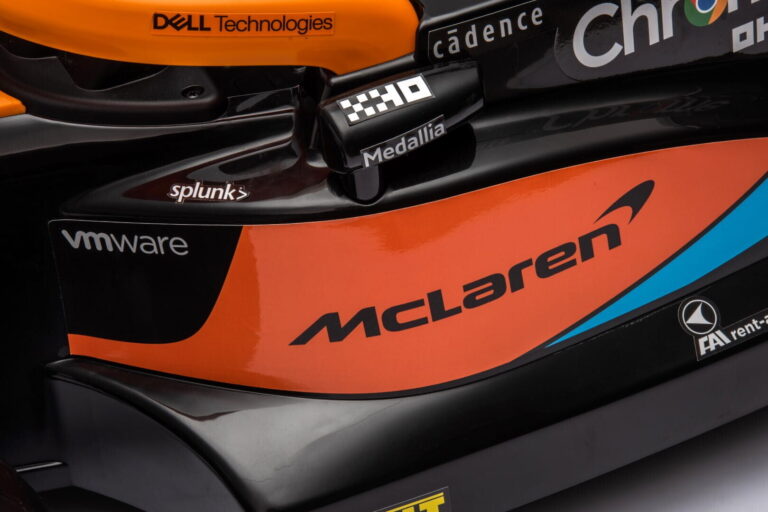 Mclaren Formula Na Akumulator 11.jpg