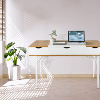 Radni Stol S Tri Ladice Scandinavian 1.jpg