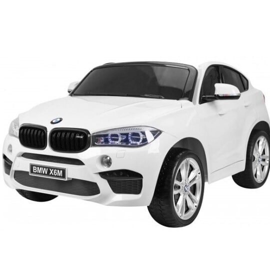 BMW X6M dvosedežni bel avtomobil na baterije