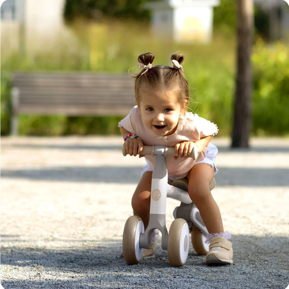 Otroško kolo Nukido bež 1