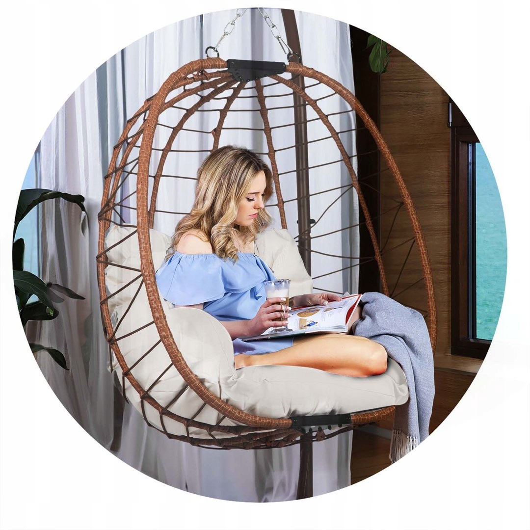 TIHUANA RJAV VISEČI VRTNI STOL + SVETLO BEŽ BLAZINE ZA KAVČ Bež