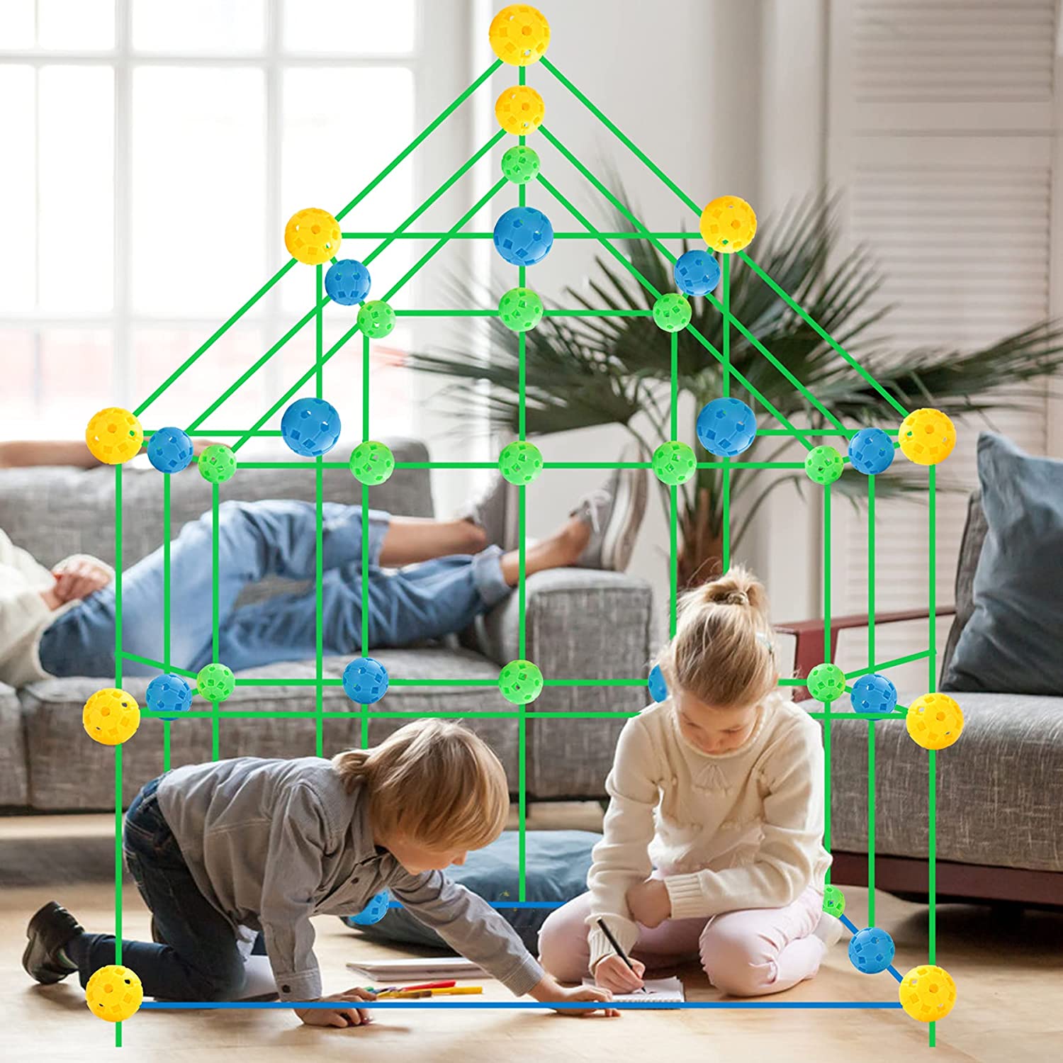 BLOKOVI SLAMICE GRADNJA CEVI ŠOTOR RAZSVETLJAVA GRADNJA USTVARJALNO Spol fantje dekleta