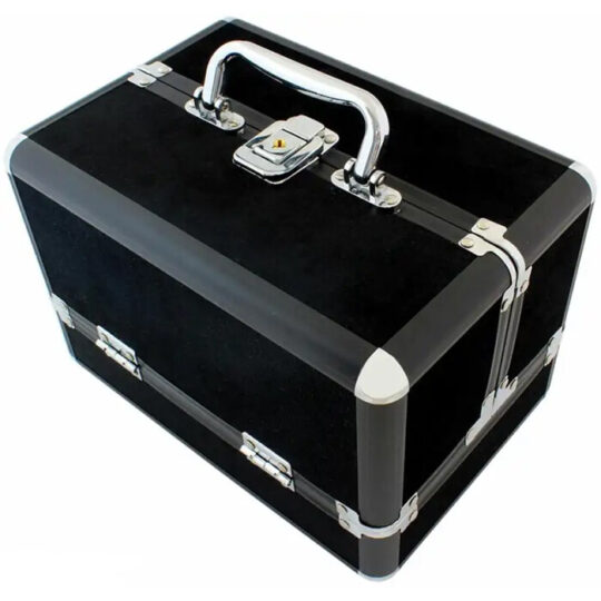 Kozmetični etui s črno vrtnico