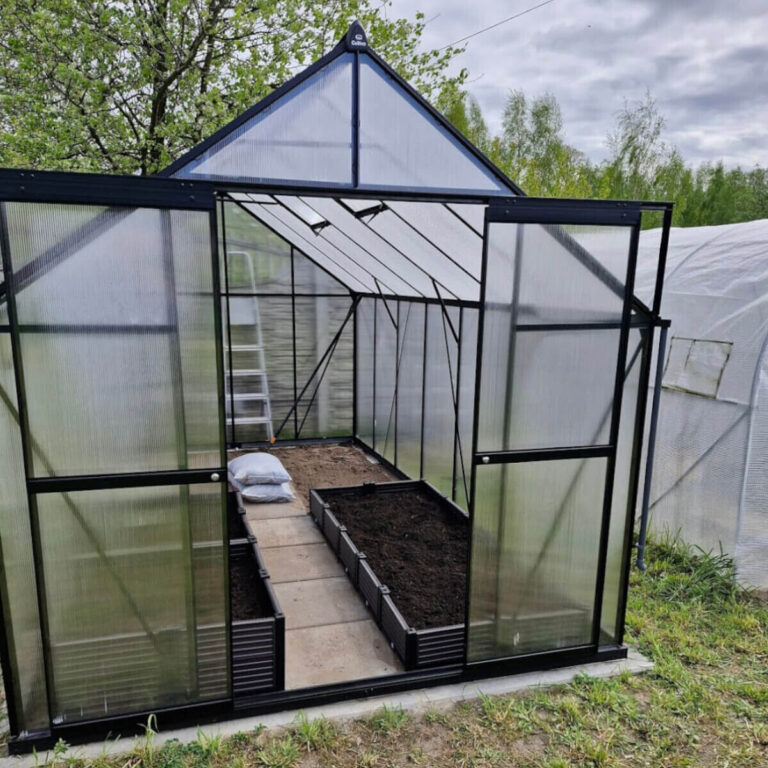 Staklenik Polikarbonatni 244x429cm Crni Cultivo 5.jpg