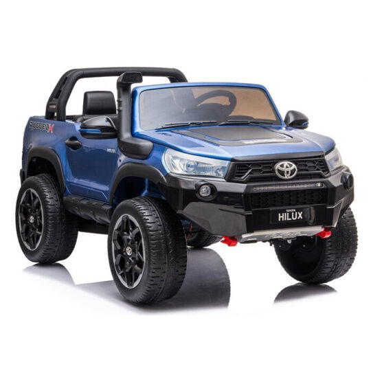 Toyota Hilux modro pobarvan - avtomobil na baterije