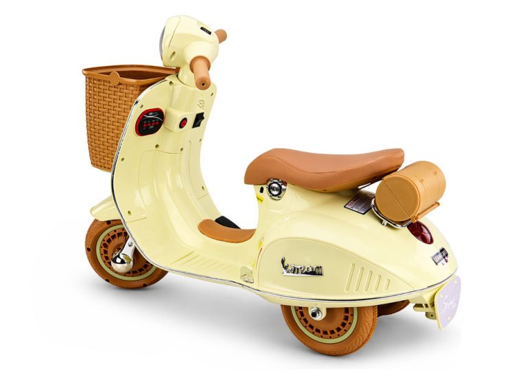 Vespa Italiana Creme Motor Na Akumulator 5