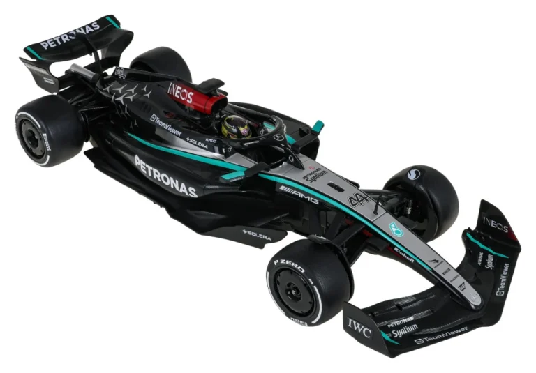 1:12 Mercedes Amg F1 W15 E Performance Crni Rastar Auto Na Daljinsko Upravljanje, Crna 11