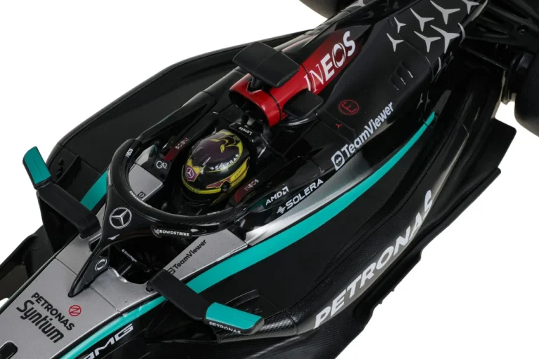1:12 Mercedes Amg F1 W15 E Performance Crni Rastar Auto Na Daljinsko Upravljanje, Crna 14