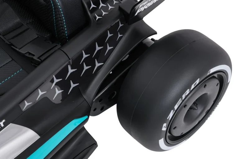 Amg Petronas F1 Na Akumulator Crni + Daljinski 27