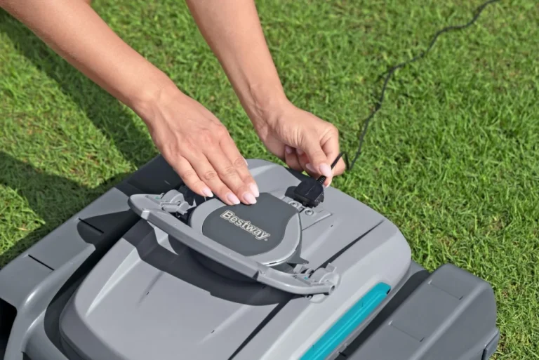 Aquatronix Pro G300 2 U 1 Usisavač I Skimer Bestway 7