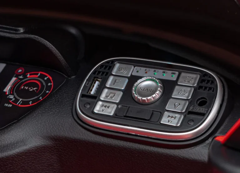 Aston Martin Dbx Auto Na Akumulator, Crveni 12
