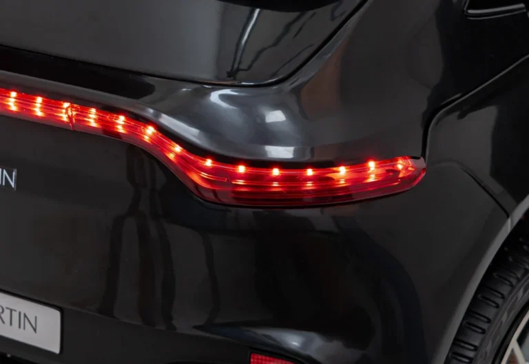 Aston Martin Dbx Dječja Kolica Na Baterije Crna + Daljinski Upravljač + Eva Pegla + Sigurnosni 17