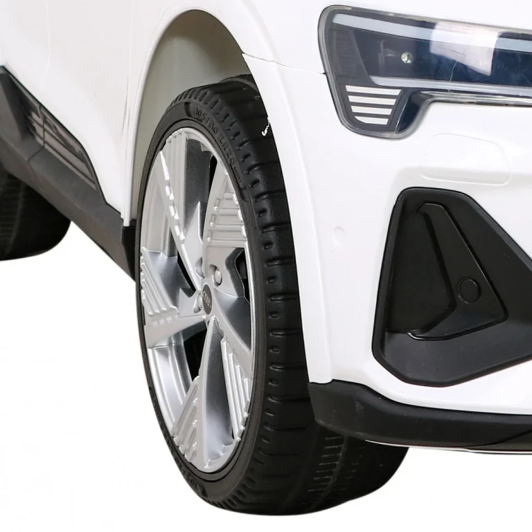 Audi E Tron Sportback Za Djecu Bijela + Daljinski Upravljač + 4x4 Pogon + Spori Start + Mp3 Radio + 12