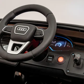Audi Q7 Lift Crno Vozilo 11