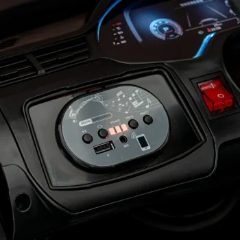 Audi Q7 Lift Crno Vozilo 12