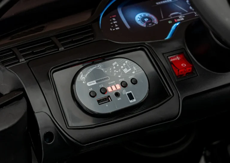 Audi Q7 Lift Crno Vozilo 12