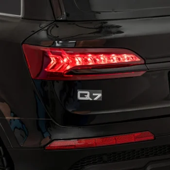 Audi Q7 Lift Crno Vozilo 17