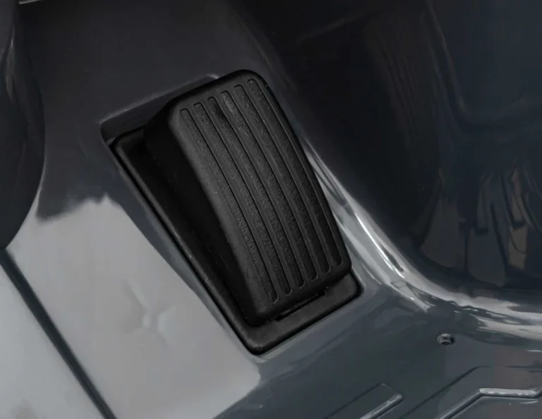 Audi Rsq E Tron Sivo Vozilo 19