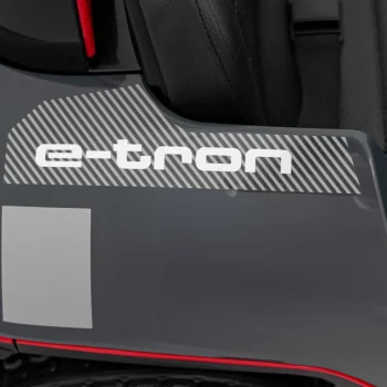 Audi Rsq E Tron Sivo Vozilo 23