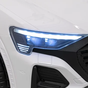 Audi Sq8 Bijelo Vozilo 26