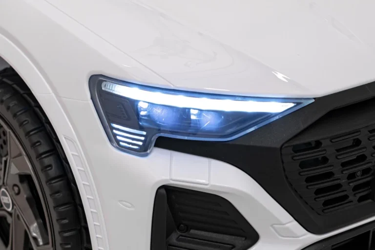 Audi Sq8 Bijelo Vozilo 26