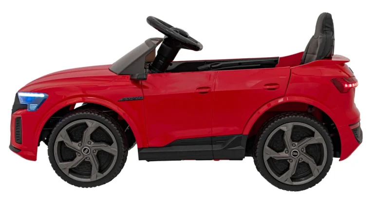 Audi Sq8 Crveno Vozilo 11