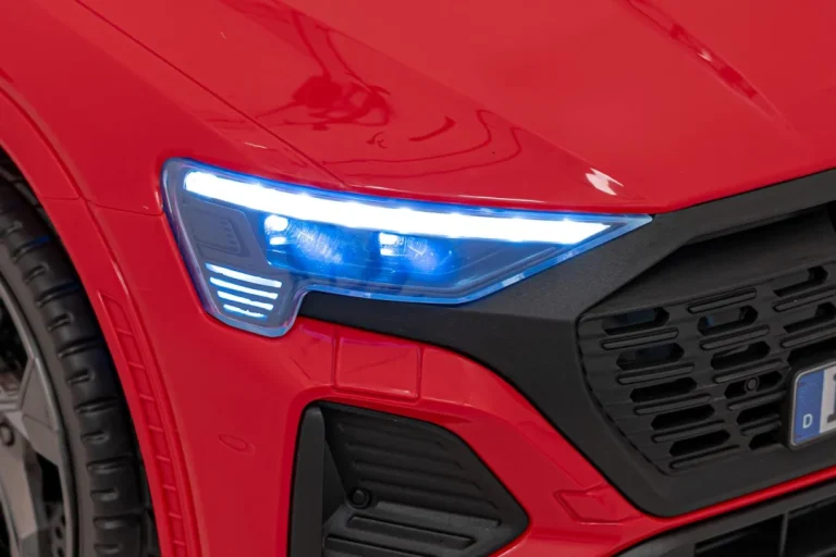 Audi Sq8 Crveno Vozilo 26