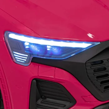 Audi Sq8 Ružičasto Vozilo 26