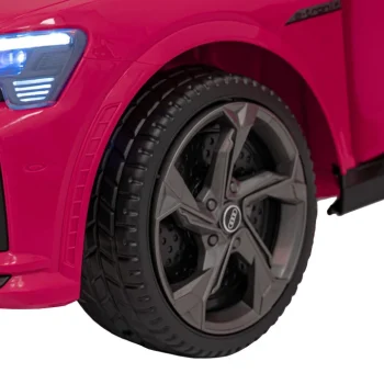 Audi Sq8 Ružičasto Vozilo 28
