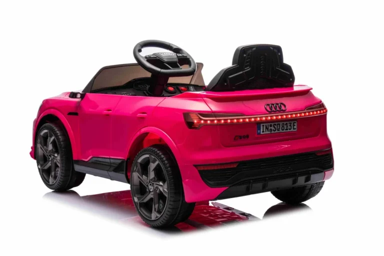 Audi Sq8 Ružičasto Vozilo 3