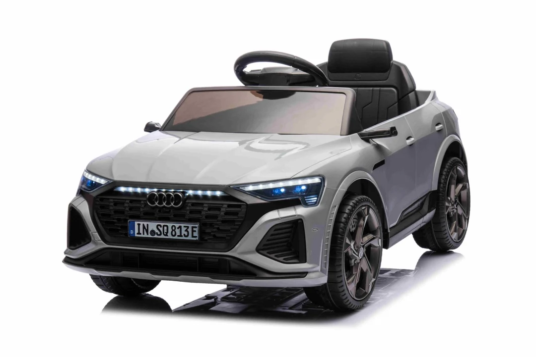 Audi Sq8 Sivo Vozilo 1