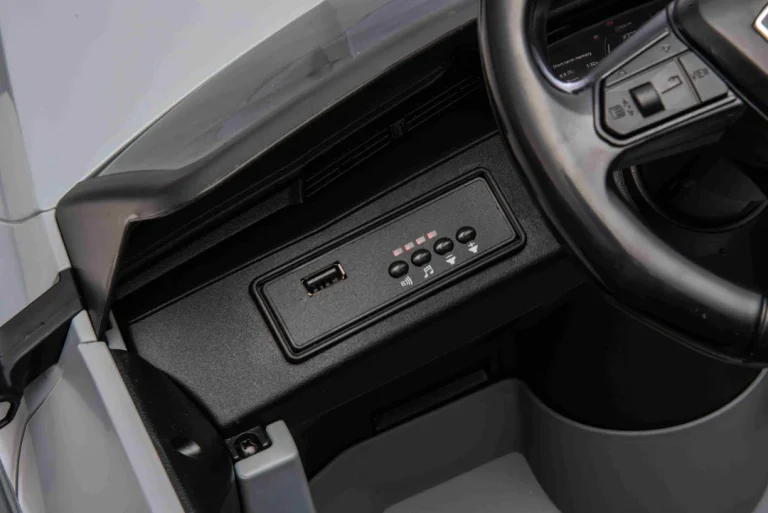 Audi Sq8 Sivo Vozilo 11