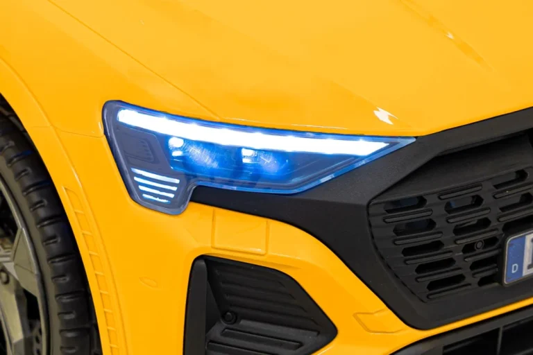 Audi Sq8 žuto Vozilo 32