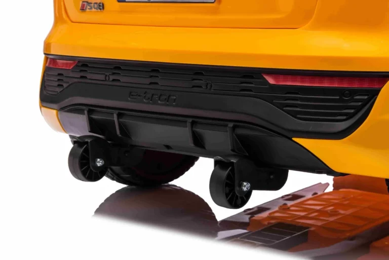Audi Sq8 žuto Vozilo 37