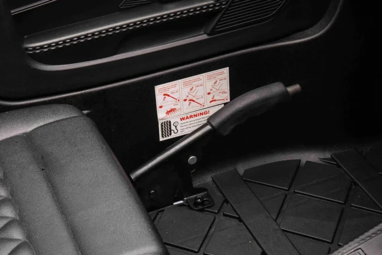 Audi Spyder R8 Lift Crno Vozilo 39