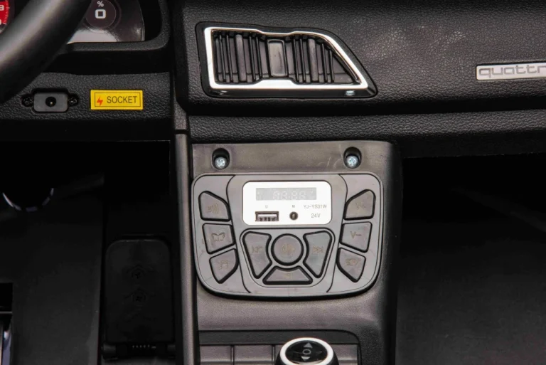 Audi Spyder R8 Lift Plavo Vozilo 39