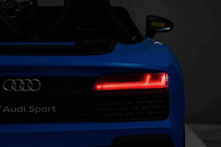 Audi Spyder R8 Lift Plavo Vozilo 46